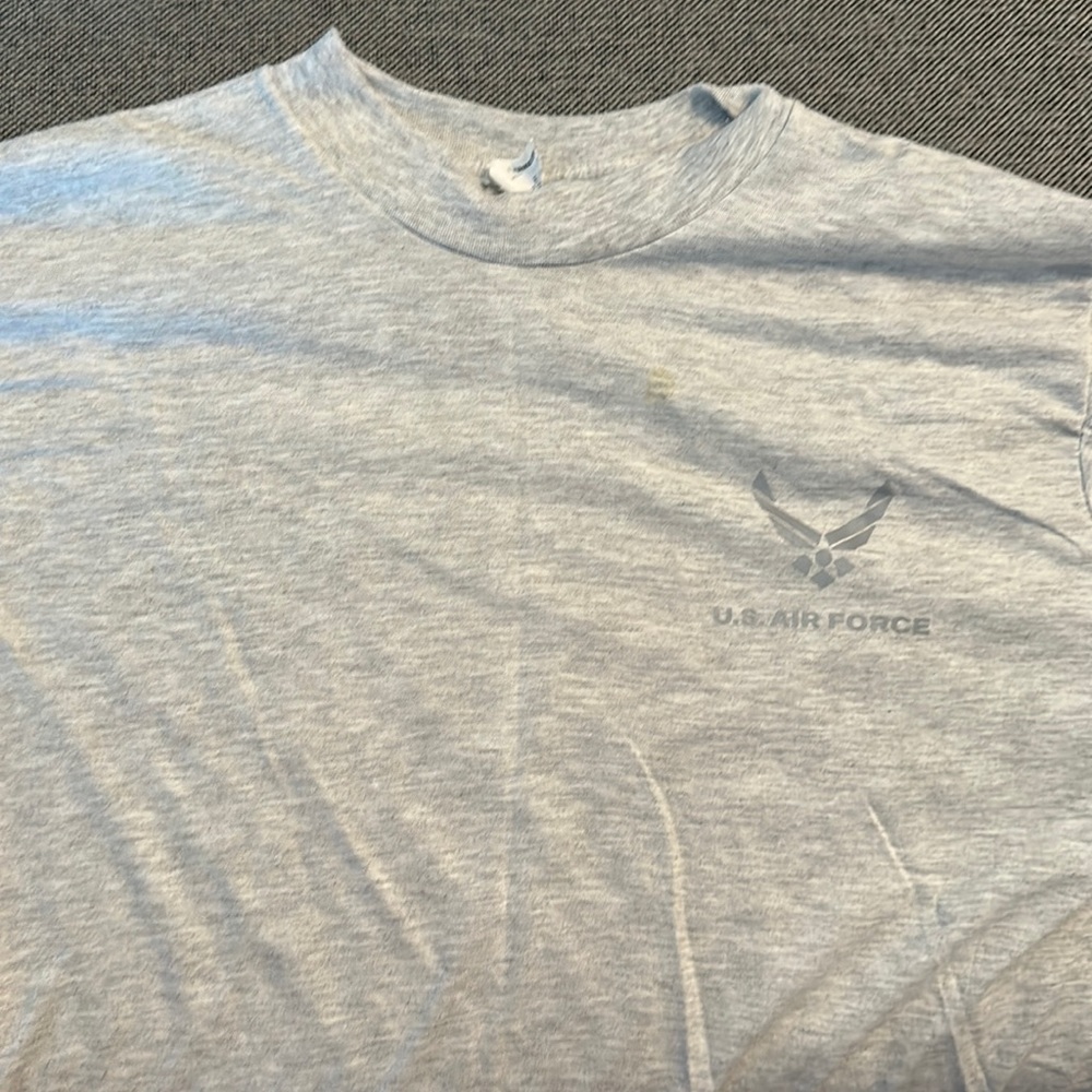 US Air Force grey tshirt large